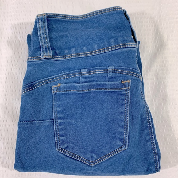 Mid-Rise Booty Shaping Skinny Jeans 🍑 - Picture 5 of 5